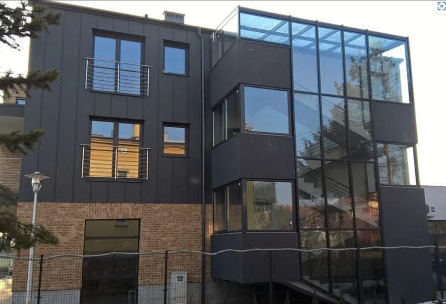 Quels sont les avantages des fenêtres en aluminium pour une maison moderne ?